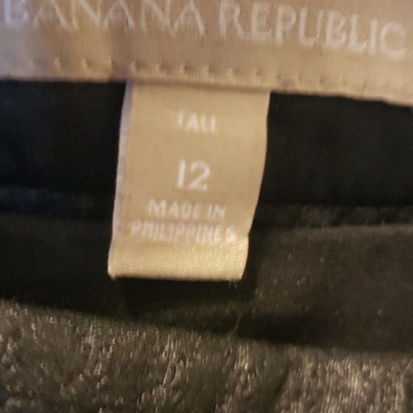 Banana Republic textured skirt - Picture 3 of 4